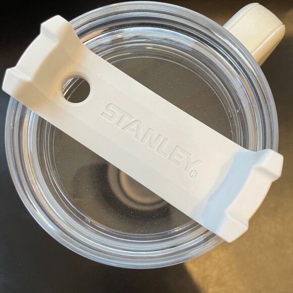 NEW Stanley White 40 OZ. Tumbler-The Quencher H2.0 FlowState™ Tumbler |1.18 L - Picture 5 of 8